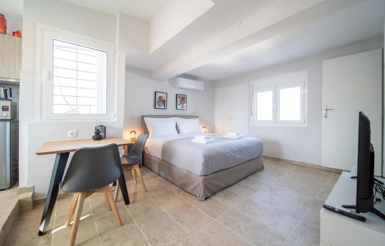 Aris123 By Smart Cozy Suites - Apartments In The Heart Of Athens - 5 Minutes From Metro - Available 24Hr Atenas Exterior foto