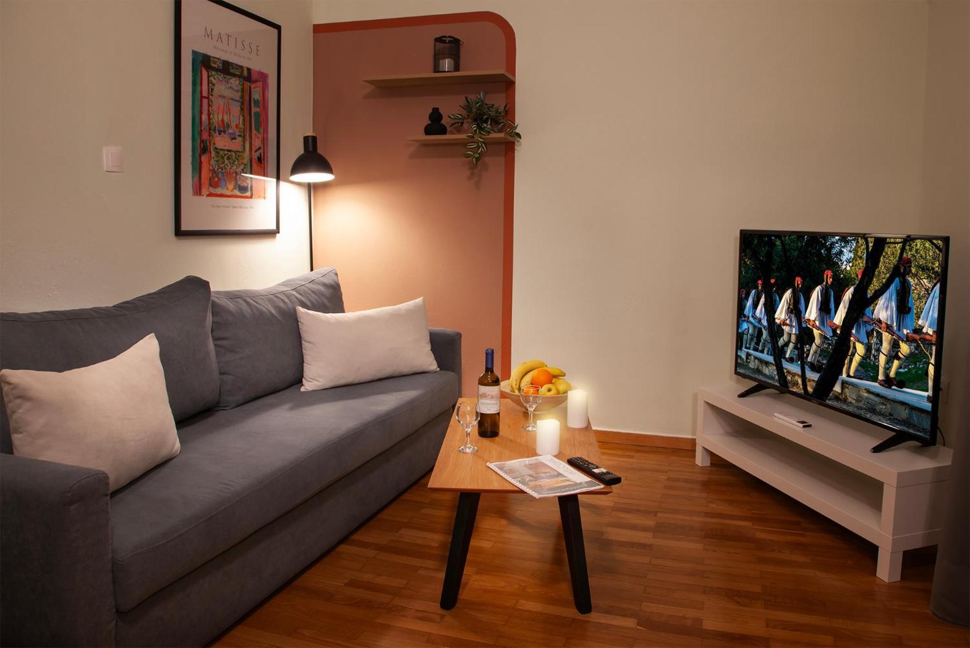 Aris123 By Smart Cozy Suites - Apartments In The Heart Of Athens - 5 Minutes From Metro - Available 24Hr Exterior foto